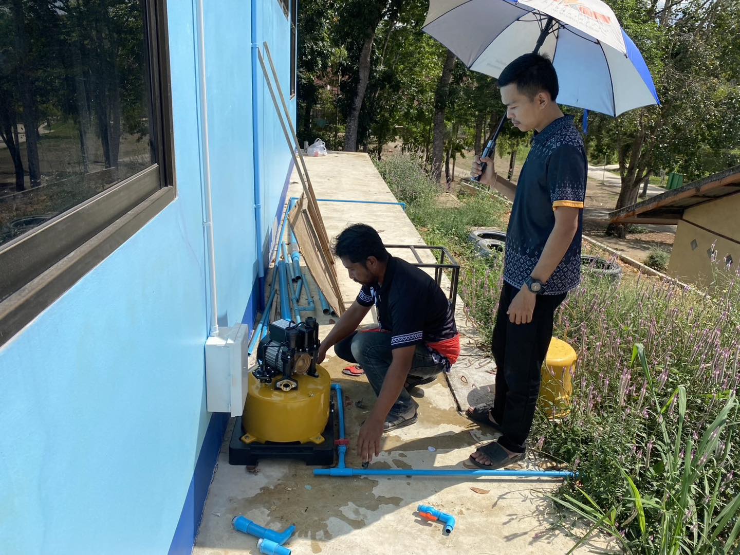 ลงพื้นที่ติดตั้งปั้มน้ำ ณ ศูนย์พัฒนาเด็กเล็กโรงเรียนบ้านท่าไม้ลาย สังกัดเทศบาลตำบลวังใหม่ หมู่ที่ 5 ตำบลวังใหม่ อ.เมือง จ.ชุมพร