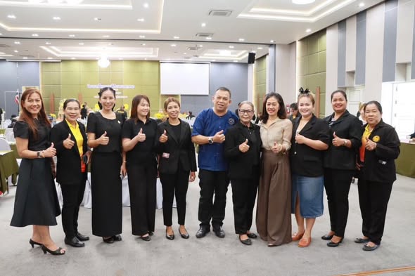 วันนี้ ( 27/2/69) เวลา 08.30 น.
นางสาว กัญญาวีร์  ชูศรี นักวิชาการศึกษา เทศบาลตำบลวังใหม่
เข้าร่วมโครงการฝึกอบรมพิธีกรทางศาสนา ณโรงแรมนานาบุรี จังหวัดชุมพร
จัดโดย องค์การบริหารส่วนจังหวัดชุมพร